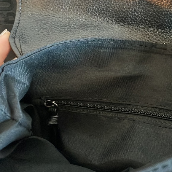 Botkier New York Mini Trigger Black Backpack with silver zipper detailing, vegan - Picture 10 of 16